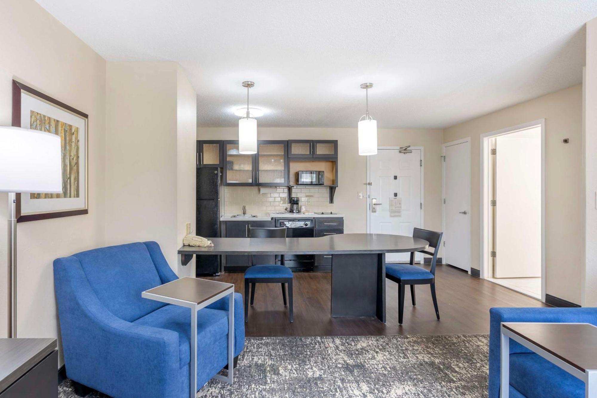 Executive Residency By Best Western Philadelphia-Willow Grove Горшам Екстер'єр фото